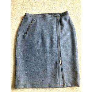 Grey wool lined zipper detail skirt; fabulous for cold season